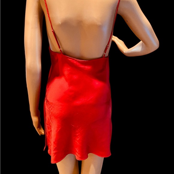 Magic Silk red slip nightie - Picture 3 of 7